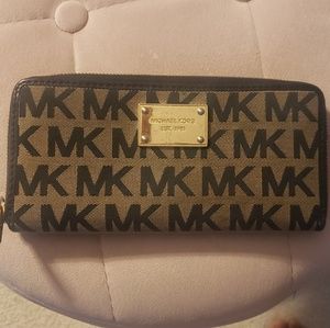 Authentic Michael Kors Wallet